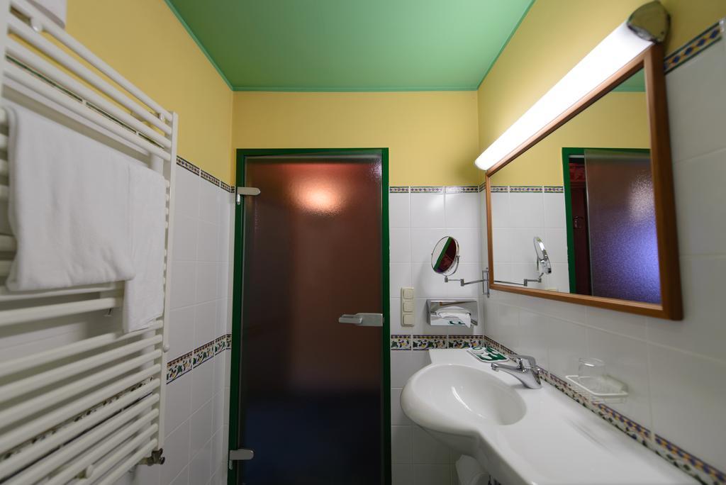 Gasthof Hotel Zweimueller Grieskirchen Room photo